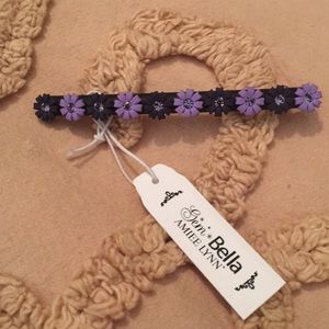 Gem Vella‎ barrette